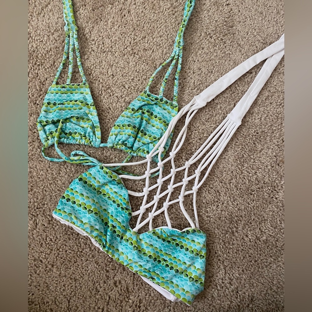 San Lorenzo bikini tops